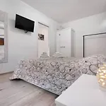 Le Coccinelle Lovely View Apartment Lierna