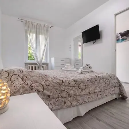 Le Coccinelle A Apartamento Lierna