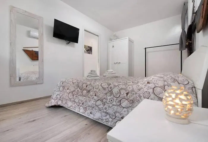 Le Coccinelle Lovely View Apartament Lierna