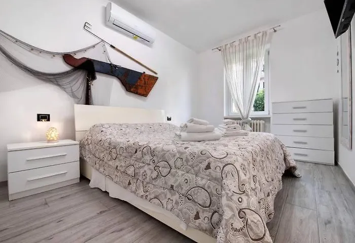 Le Coccinelle A * Lierna